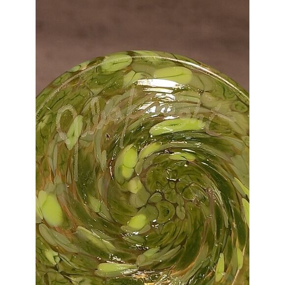 Julia Knight CONFETTI Italy Handblown Greens& Glitter Wine Glass 8½" Signed EUC - Picture 7 of 10
